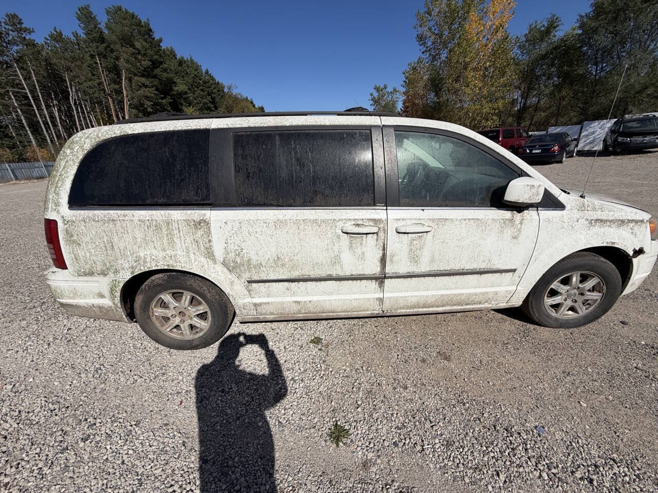 Used 2009 Chrysler Town & Country Touring FWD image 6