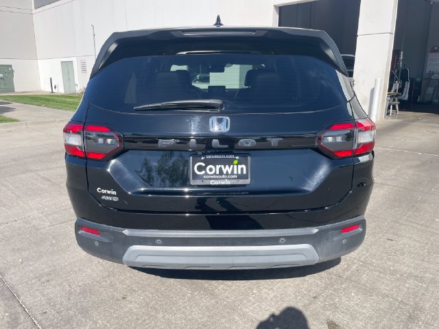 Used 2025 Honda Pilot EX-L image 4
