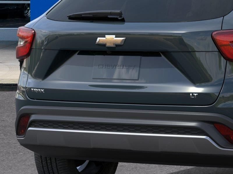 New 2026 Chevrolet Trax LT w/ LT Convenience Package FWD image 14