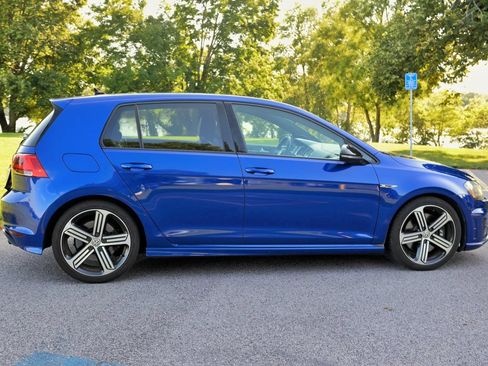 Used 2015 Volkswagen Golf R 4-Door AWD/4WD image 11