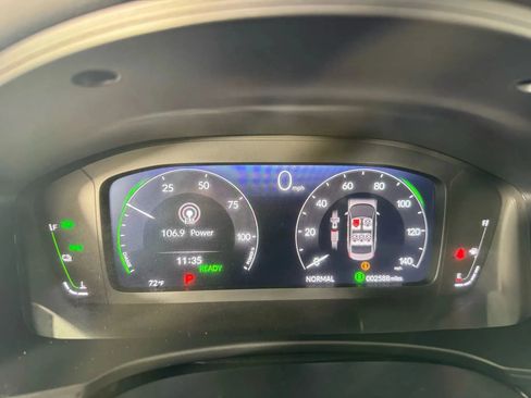 Used 2025 Honda Civic Sport Touring image 14