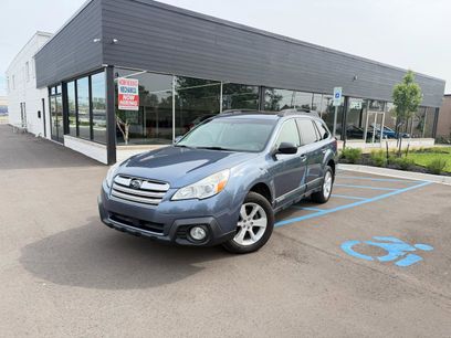 Used 2014 Subaru Outback 2.5i Premium w/ Moonroof Package