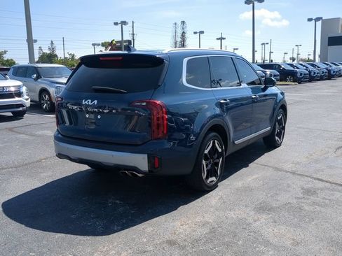 Used 2024 Kia Telluride S w/ S Sunroof Package FWD image 6