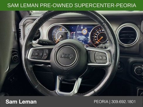 Used 2018 Jeep Wrangler Unlimited Sahara w/ LED Lighting Group AWD/4WD image 11
