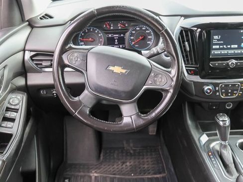 Used 2018 Chevrolet Traverse LT w/ LPO, Cargo Package image 19