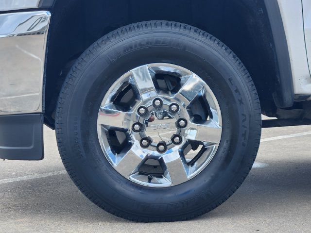 Used 2019 GMC Sierra 2500 SLT w/ Duramax Plus Package AWD/4WD image 10