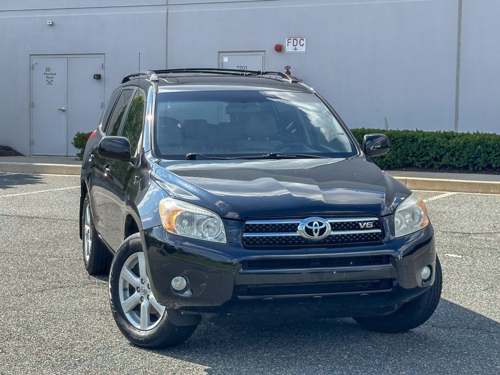 Used 2007 Toyota RAV4 Limited w/ Tow Prep Pkg AWD/4WD image 6