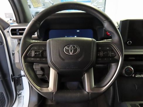 Used 2024 Toyota Tacoma SR5 image 7