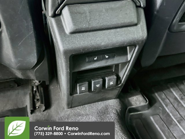 Used 2019 Land Rover Discovery Sport HSE AWD/4WD image 29