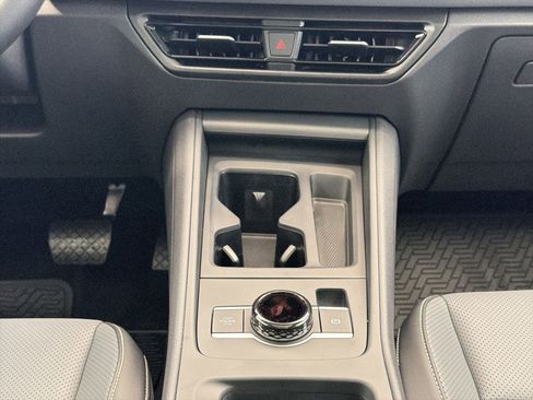 New 2026 Volkswagen Tiguan SE image 26