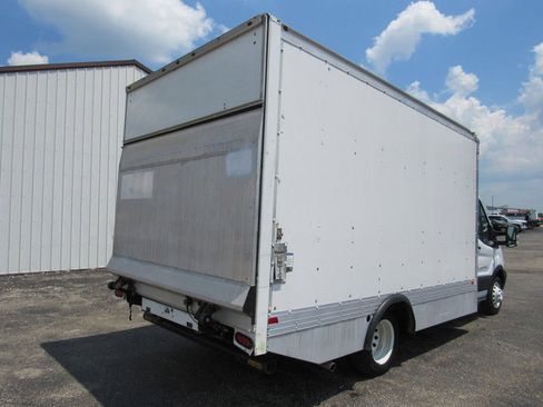 Used 2019 Ford Transit 350 156 DRW RWD image 3
