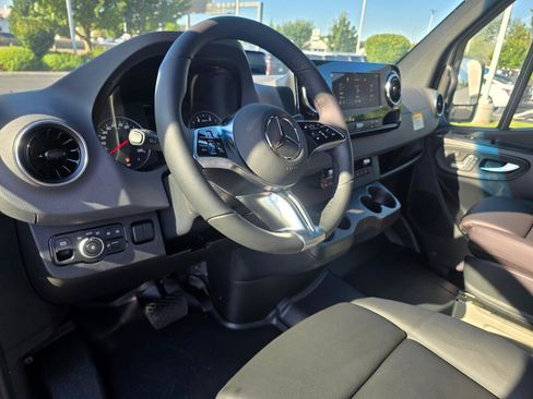 New 2026 Mercedes-Benz Sprinter 2500 image 11
