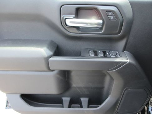 New 2026 Chevrolet Silverado 1500 Custom Trail Boss w/ LPO, Dark Essentials Package AWD/4WD image 22