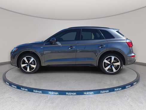 Used 2023 Audi Q5 2.0T Premium Plus w/ Premium Plus Package AWD/4WD image 9