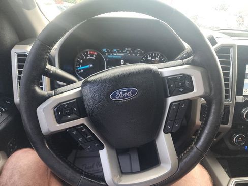 Used 2017 Ford F250 Lariat w/ Lariat Ultimate Package image 20