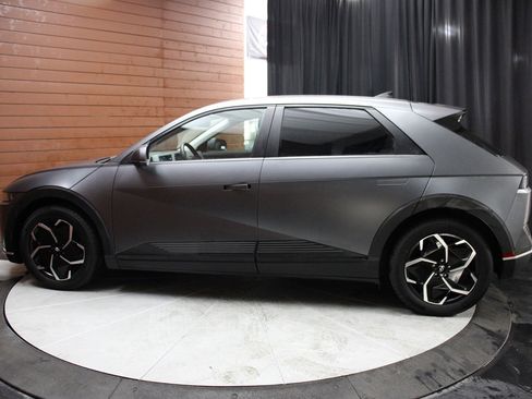 Used 2024 Hyundai Ioniq 5 SEL image 16