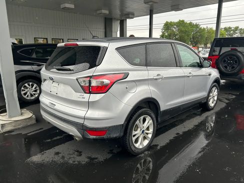 Used 2017 Ford Escape SE AWD/4WD image 2