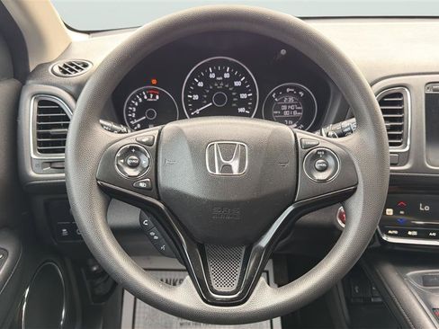 Used 2017 Honda HR-V EX image 22