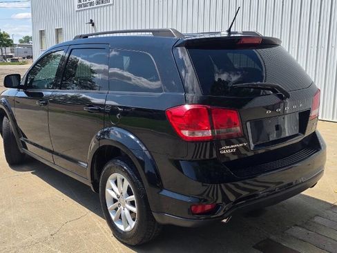 Used 2017 Dodge Journey SXT image 7