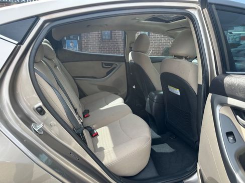 Used 2016 Hyundai Elantra Value Edition image 16