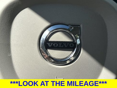 Used 2025 Volvo XC90 B6 Ultra w/ Protection Package Premier AWD/4WD image 23