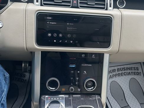 Used 2019 Land Rover Range Rover Autobiography image 10