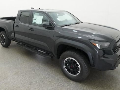 New 2026 Toyota Tacoma TRD Off-Road AWD/4WD image 13