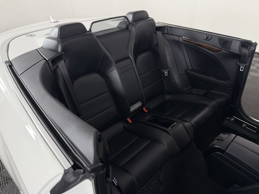 Used 2013 Mercedes-Benz E 350 Cabriolet image 32