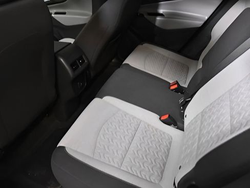 Used 2022 Chevrolet Equinox LS w/ LS Convenience Package FWD image 24