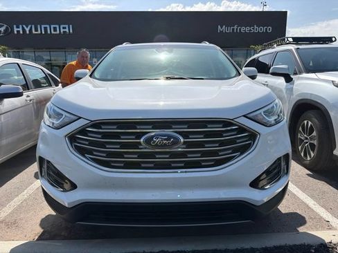 Used 2020 Ford Edge SEL w/ Cold Weather Package AWD/4WD image 2