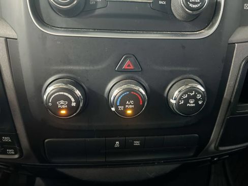Used 2018 RAM 1500 Express w/ Express Value Package AWD/4WD image 16