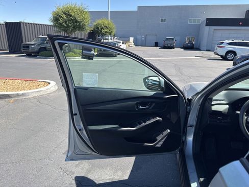 Used 2024 Honda Accord EX image 14