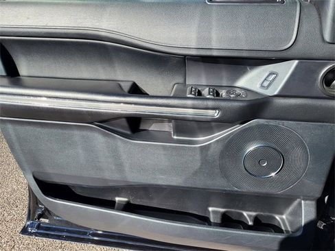 Used 2019 Ford Expedition XLT w/ Equipment Group 201A image 3