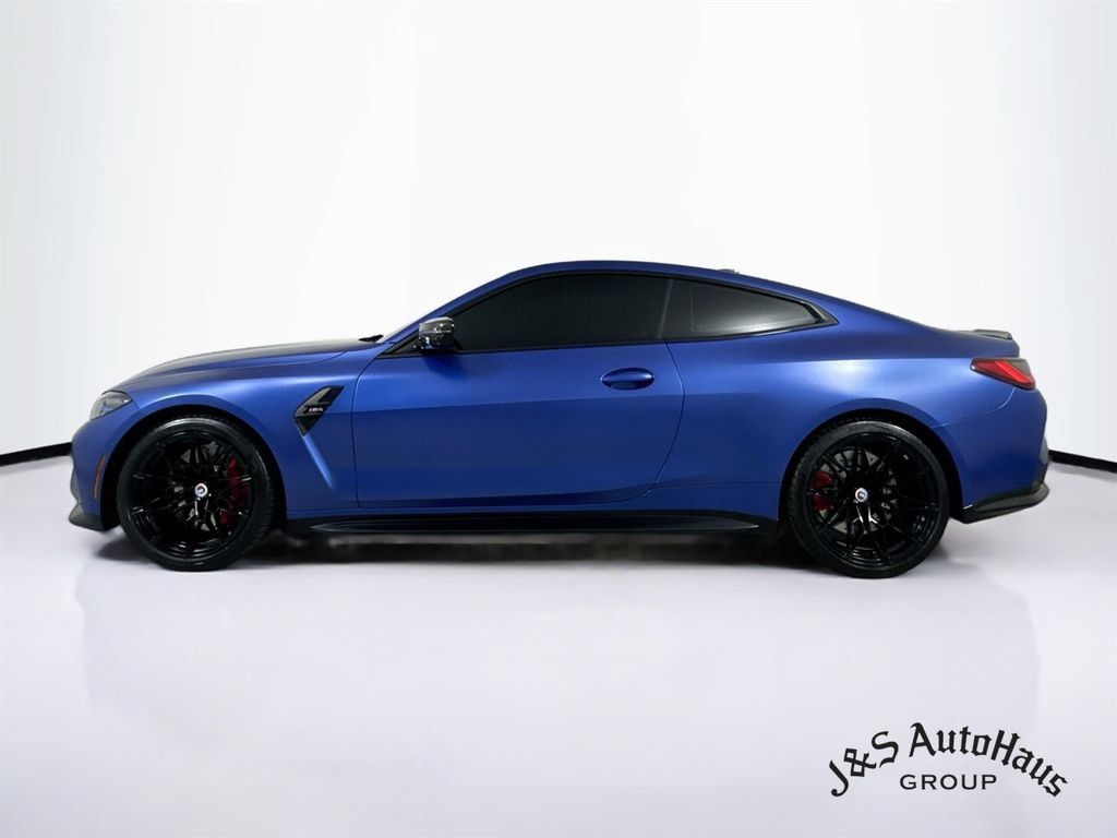 Used 2023 BMW M4 Coupe w/ M Carbon Exterior Package RWD image 4
