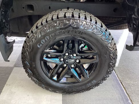 Used 2025 Chevrolet Silverado 1500 Custom Trail Boss image 19