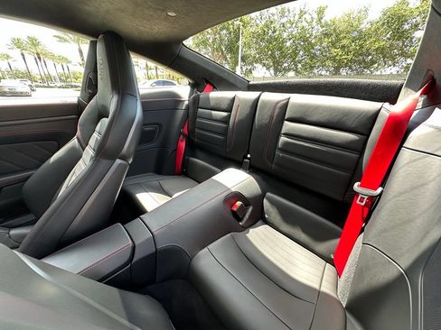 Certified 2025 Porsche 911 Carrera GTS RWD image 39