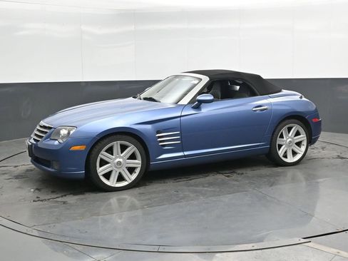 Used 2005 Chrysler Crossfire Limited RWD image 6