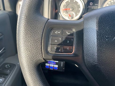 Used 2018 RAM 1500 Express AWD/4WD image 14