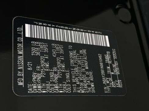 Used 2022 Nissan Armada SL w/ Captain's Chairs Package image 26