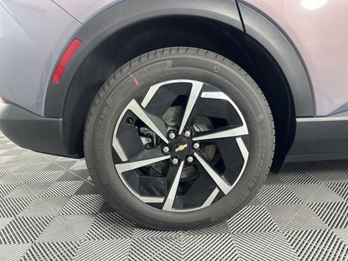 New 2026 Chevrolet Equinox EV LT image 11