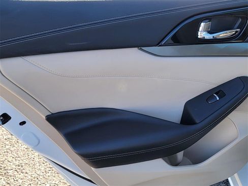 Certified 2023 Nissan Maxima SV w/ Floor Mat Group image 11