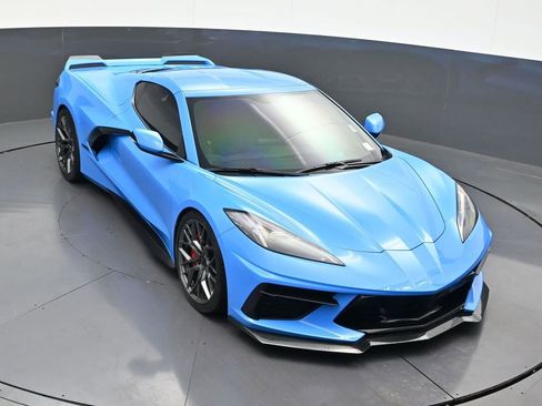 Used 2020 Chevrolet Corvette Stingray Preferred Cpe w/ 2LT Preferred Equipment Group RWD image 23