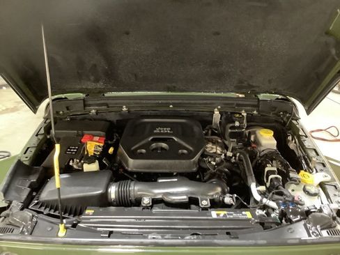 Used 2021 Jeep Wrangler Unlimited Sport image 10