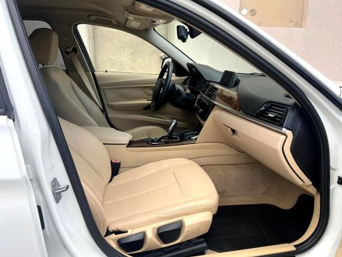 Used 2014 BMW 320i Sedan image 20