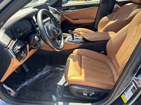 Used 2023 BMW 530i w/ M Sport Package RWD image 14