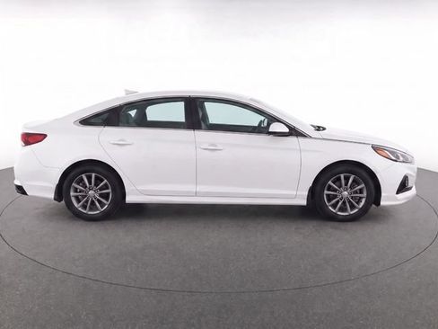 Used 2019 Hyundai Sonata SE w/ Winter Weather Package FWD image 8