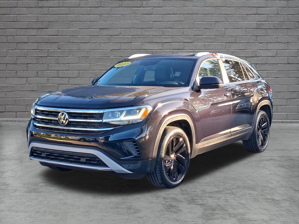 Used 2023 Volkswagen Atlas Cross Sport SE w/ Black Wheel Package FWD image 4