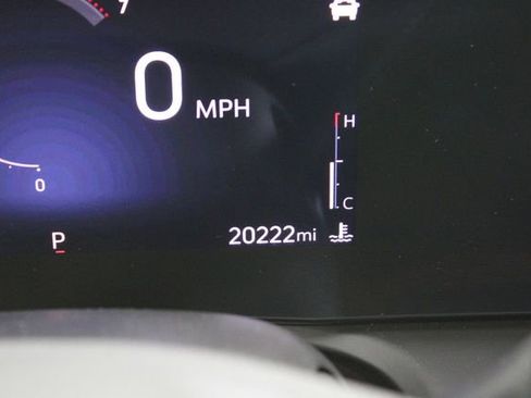 Used 2024 Buick Encore GX Sport Touring image 32