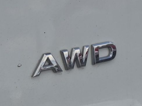 Used 2021 Nissan Rogue S AWD/4WD image 7
