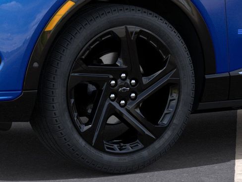 New 2026 Chevrolet Equinox EV RS FWD image 9
